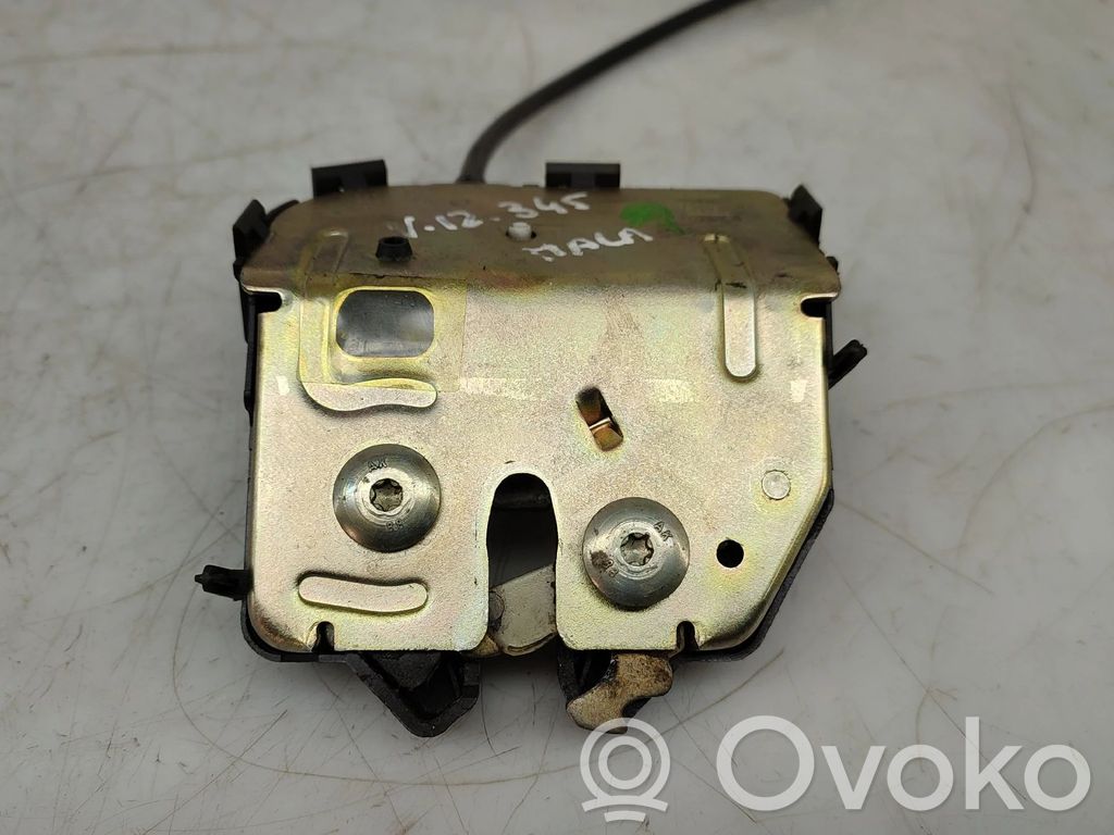 Takaluukun ulkopuolinen lukko   1S4A43102AA