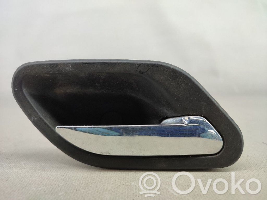 Front door exterior handle/bracket   7032926