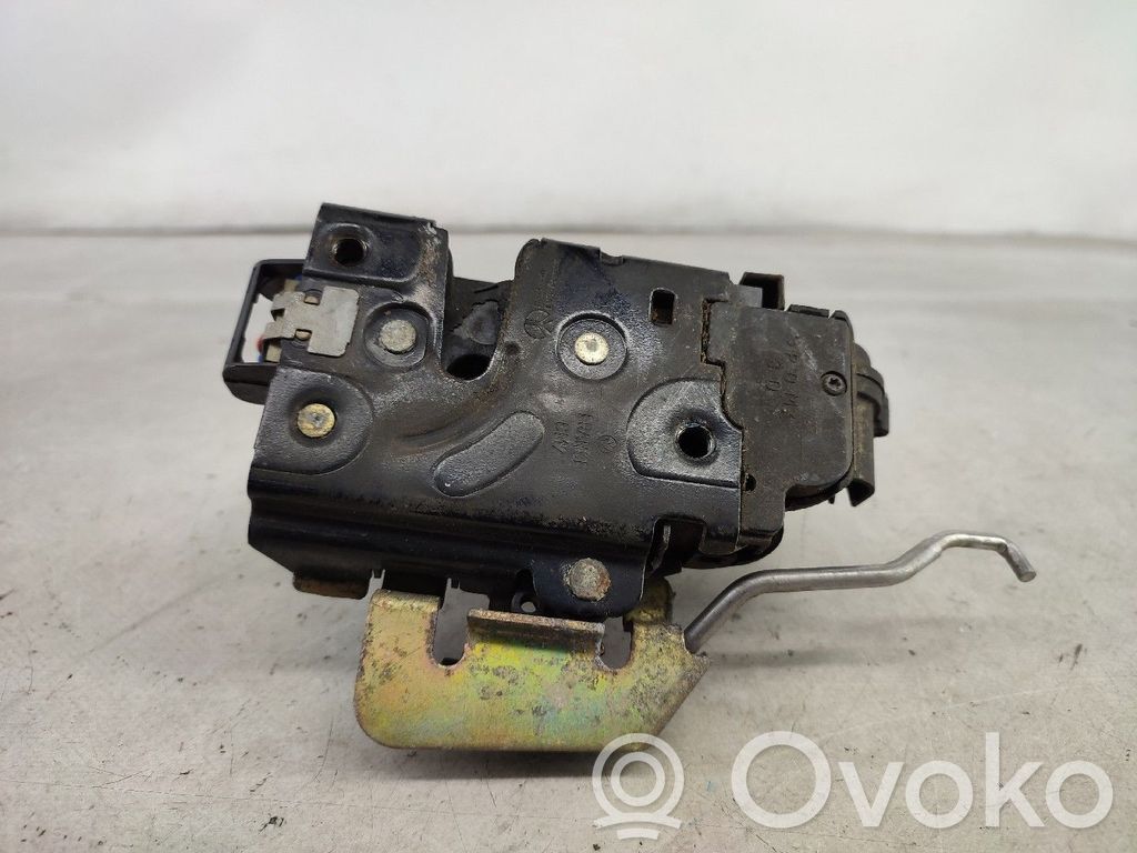 Serrure de porte avant   4B1837016B