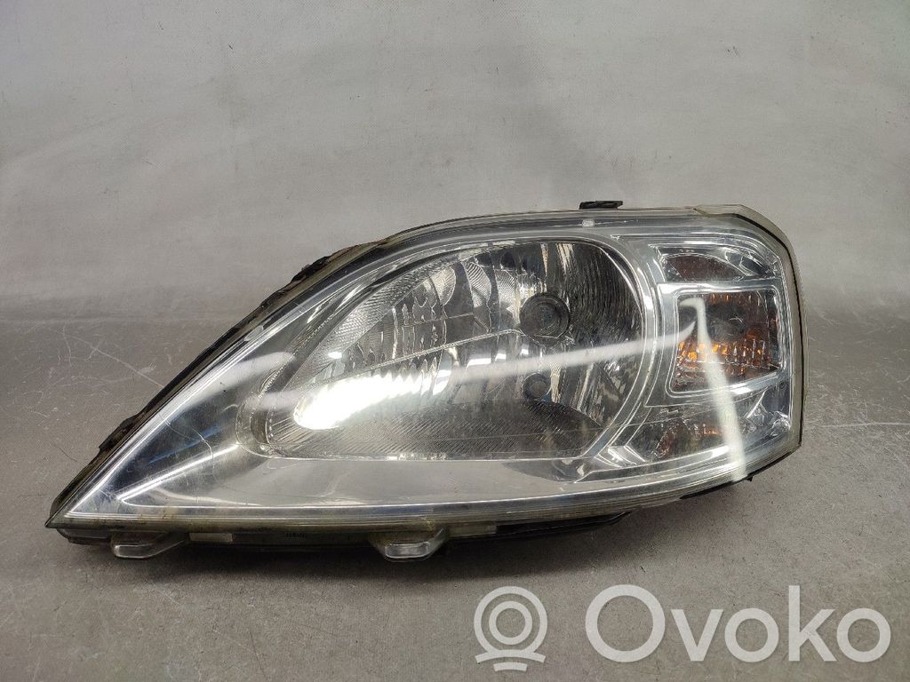 Dacia Logan II Faro/fanale 