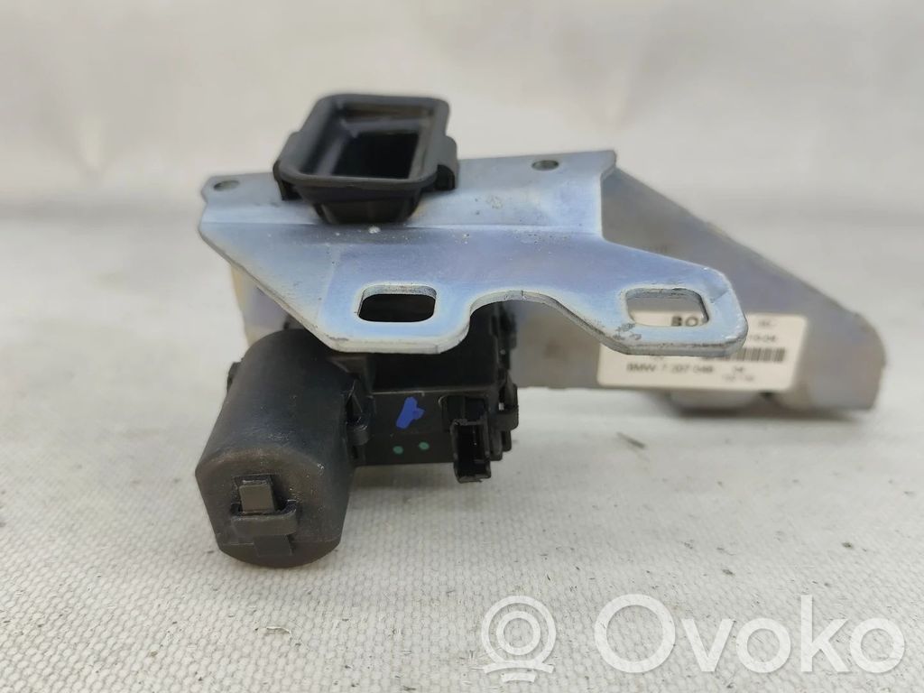 BMW 5 F10 F11 Serratura esterna portellone 