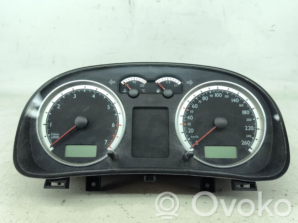 Volkswagen Golf IV Velocímetro (tablero de instrumentos) 