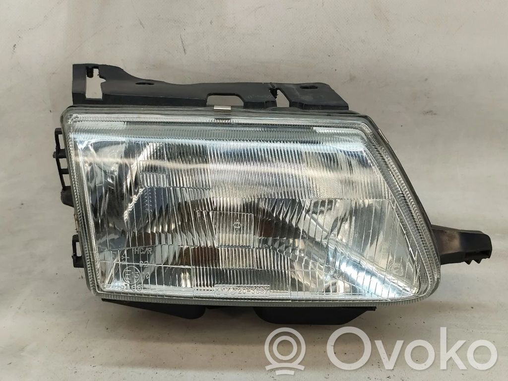 Citroen Saxo Lampa przednia 