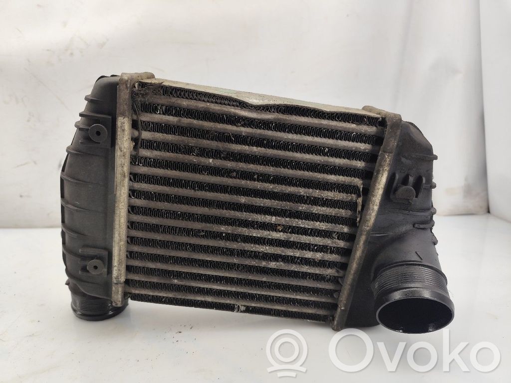 Radiador intercooler   4F0145805T
