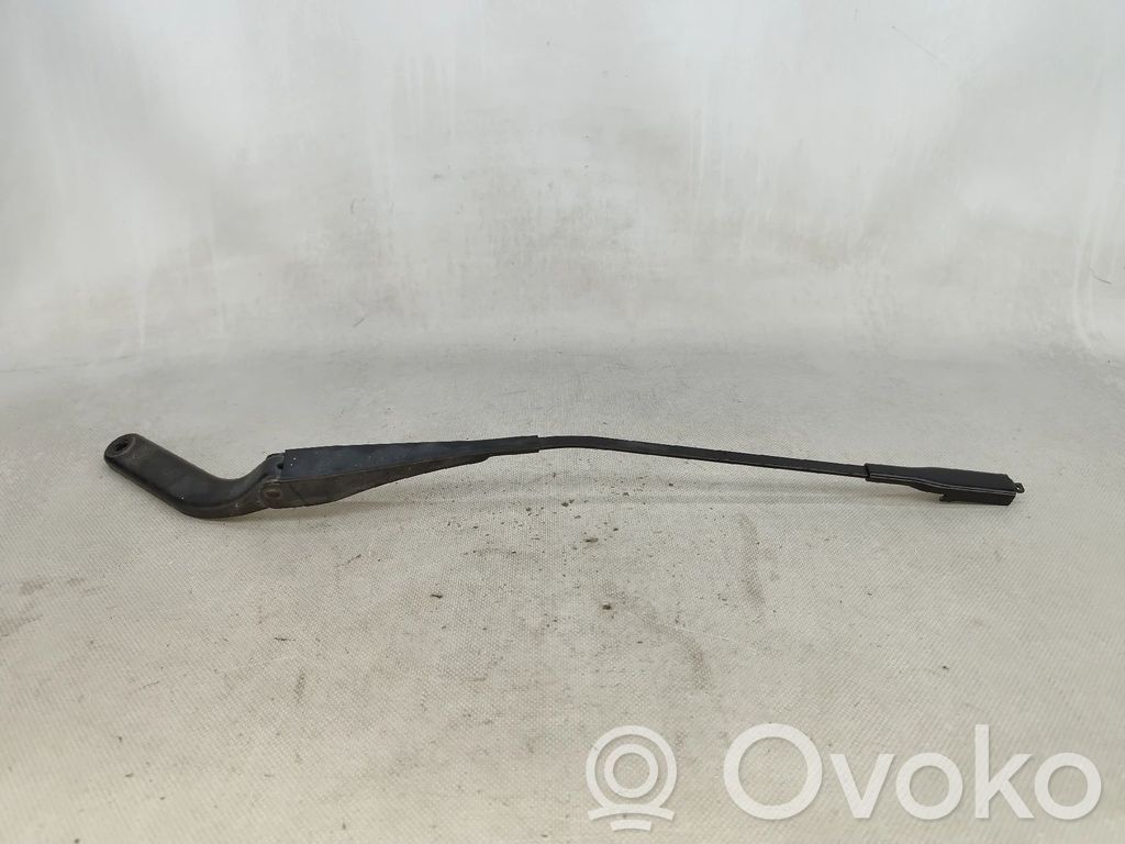 BMW 1 E81 E87 Wischerarm vorne 
