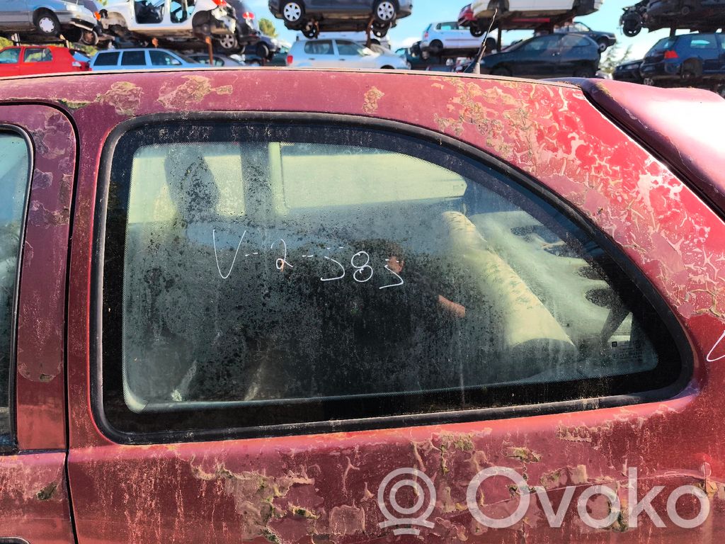 Opel Corsa B Vidrio lateral trasero
