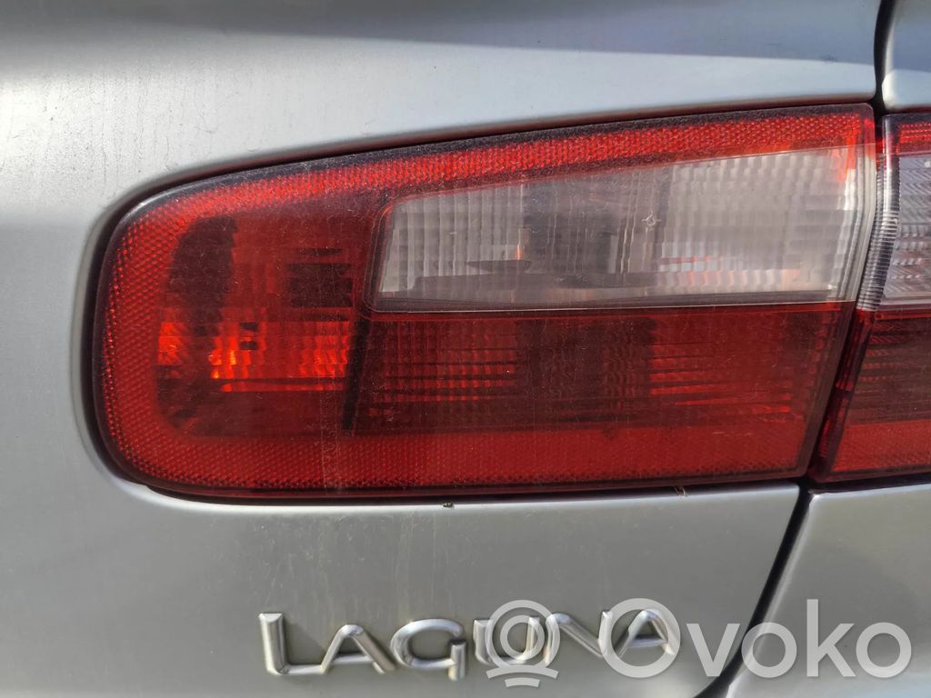 Renault Laguna II Feux arrière sur hayon