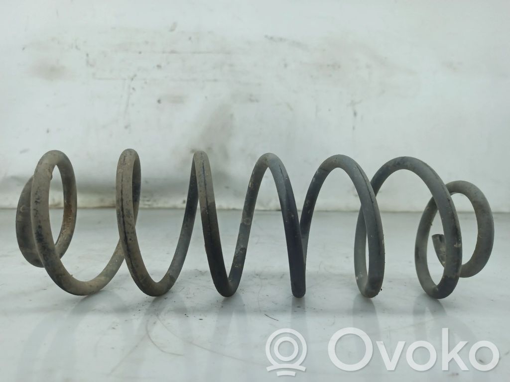 Ford Fiesta Muelle espiral trasero