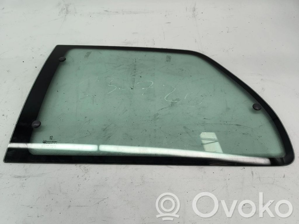 Peugeot 106 Rear side window 