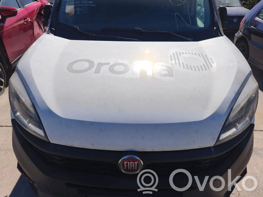 Fiat Doblo Konepelti 