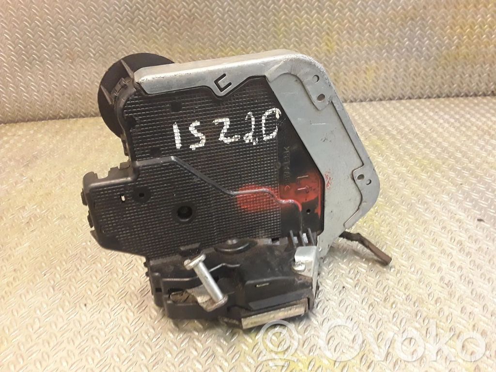 Lexus IS 220D-250-350 Zamek drzwi tylnych 