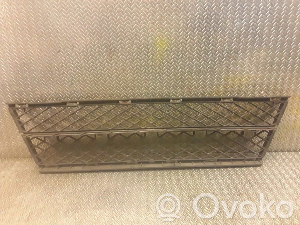 Kühlergrill   7178115