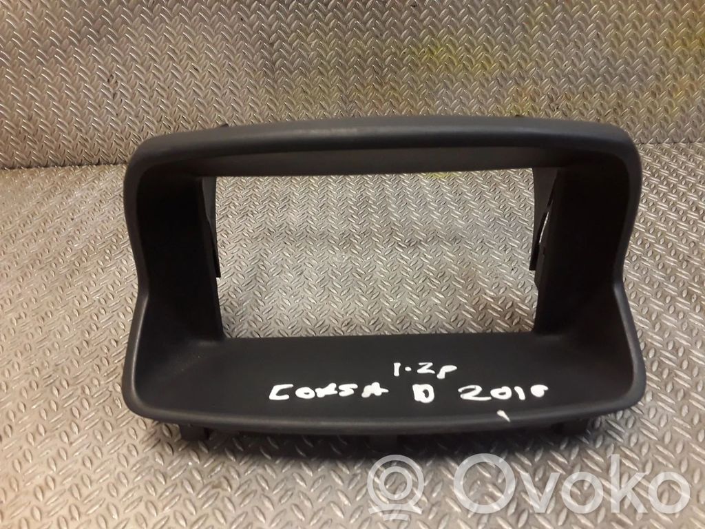 Opel Corsa D Altra parte esteriore 