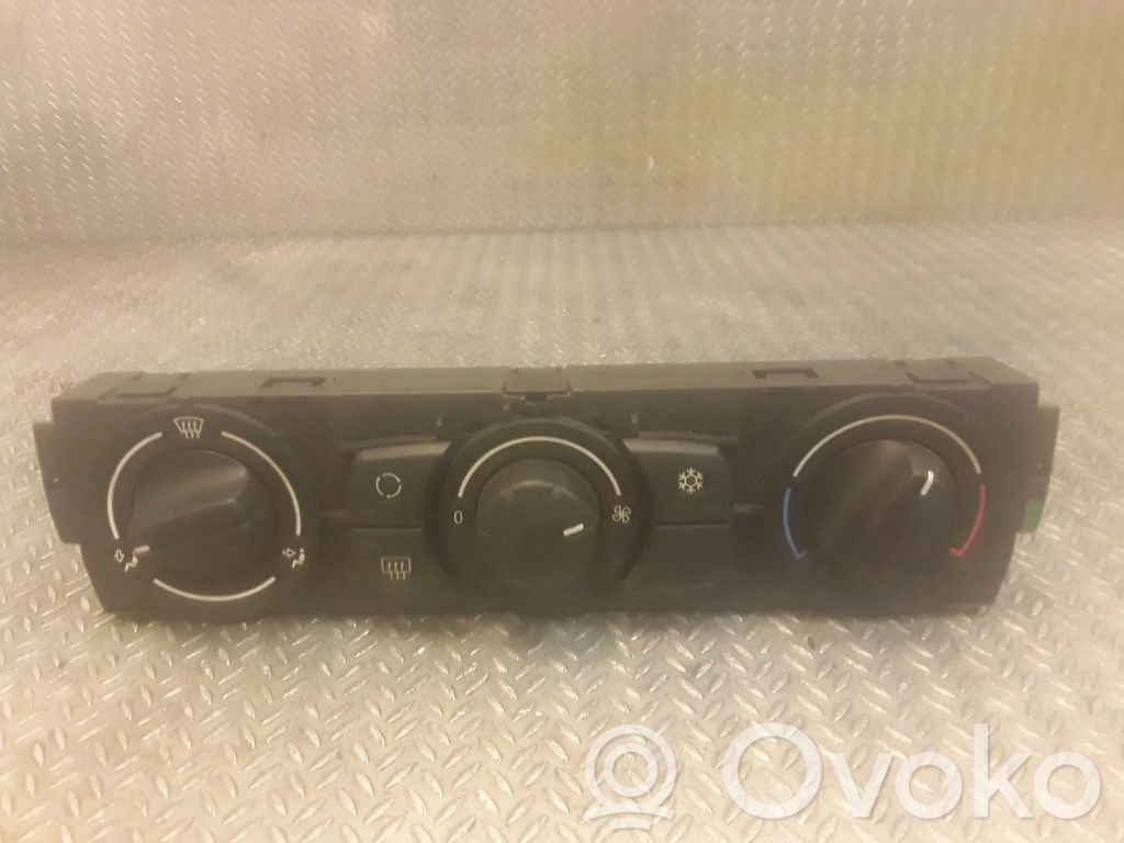 BMW 1 E81 E87 Interior fan control switch 