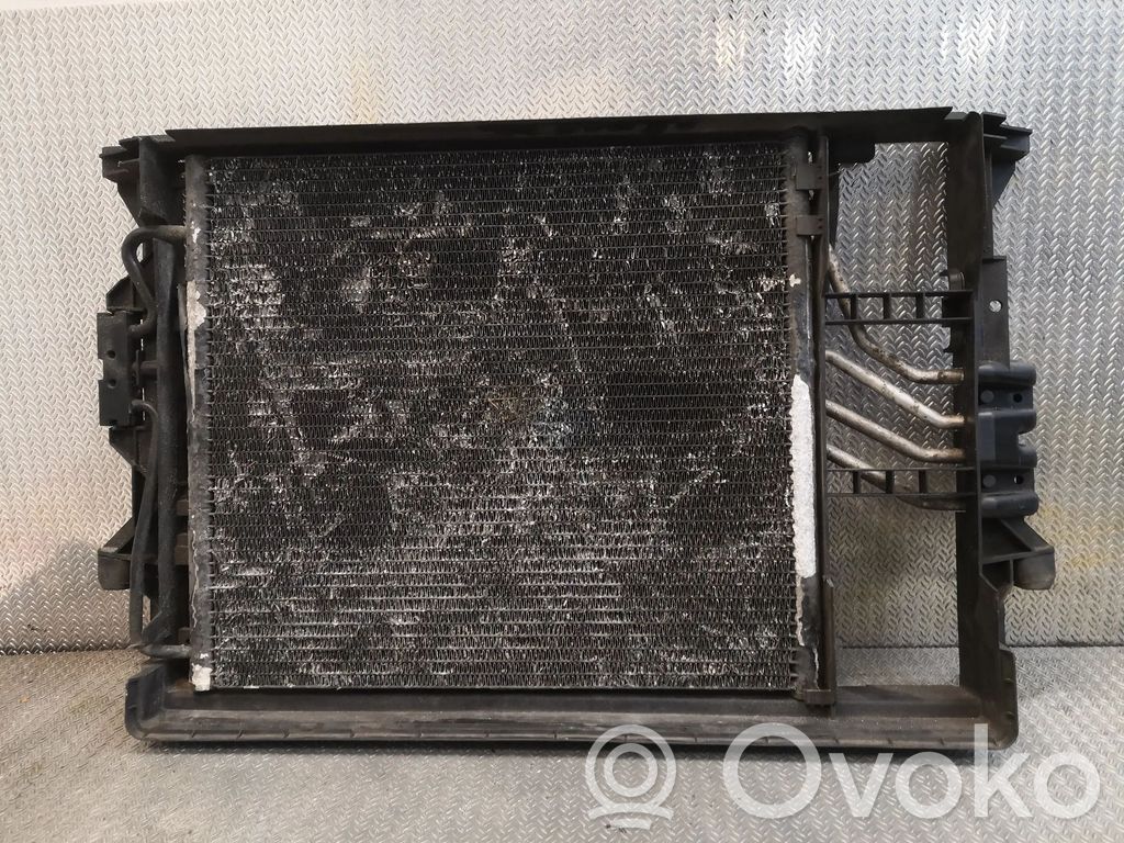 BMW 7 E38 Gaisa kondicioniera dzeses radiators 