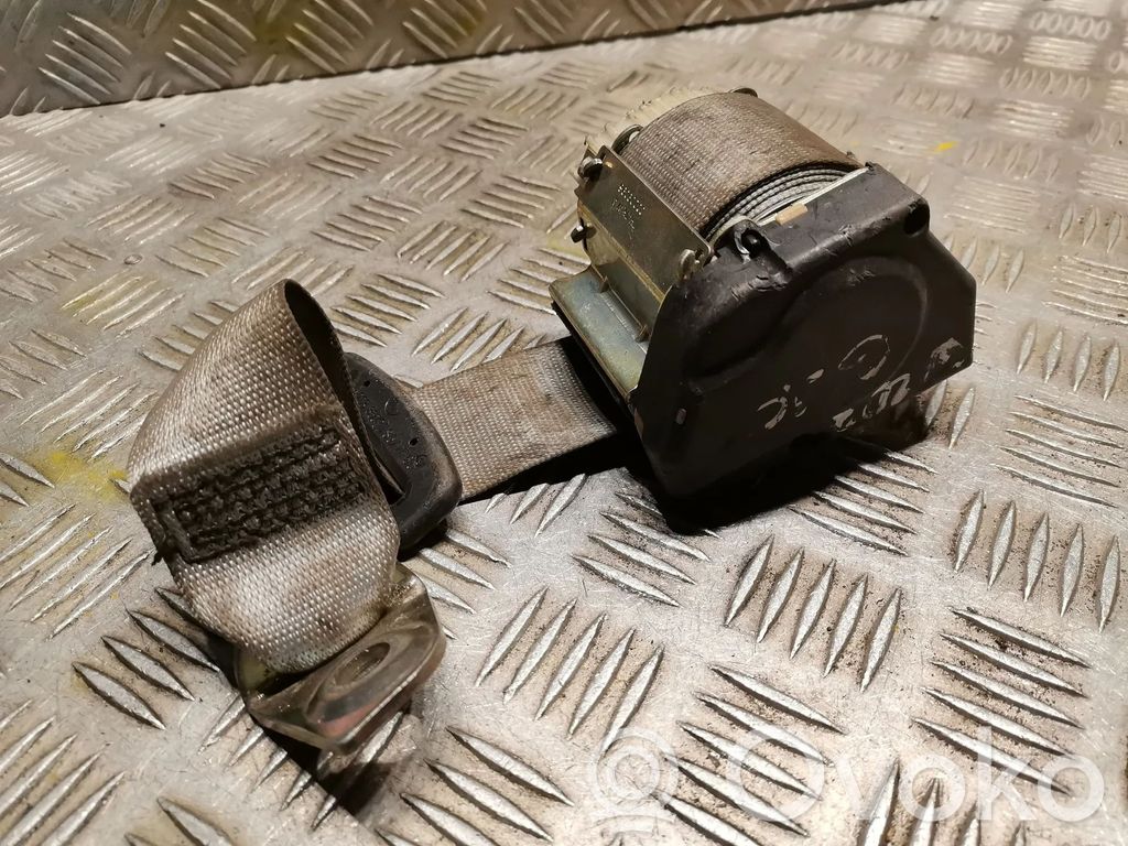 Mercedes-Benz C W203 Cinturón trasero 