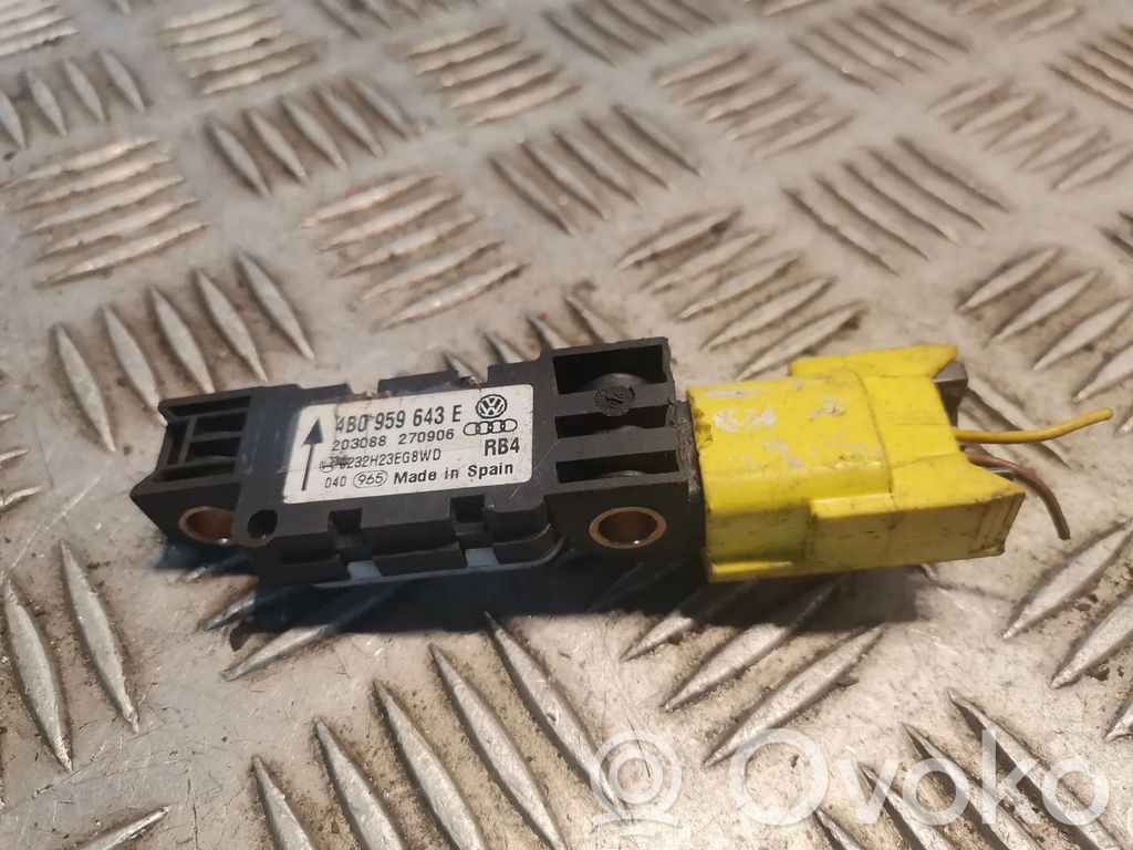 Airbagsensor Crashsensor Drucksensor   4B0959643E