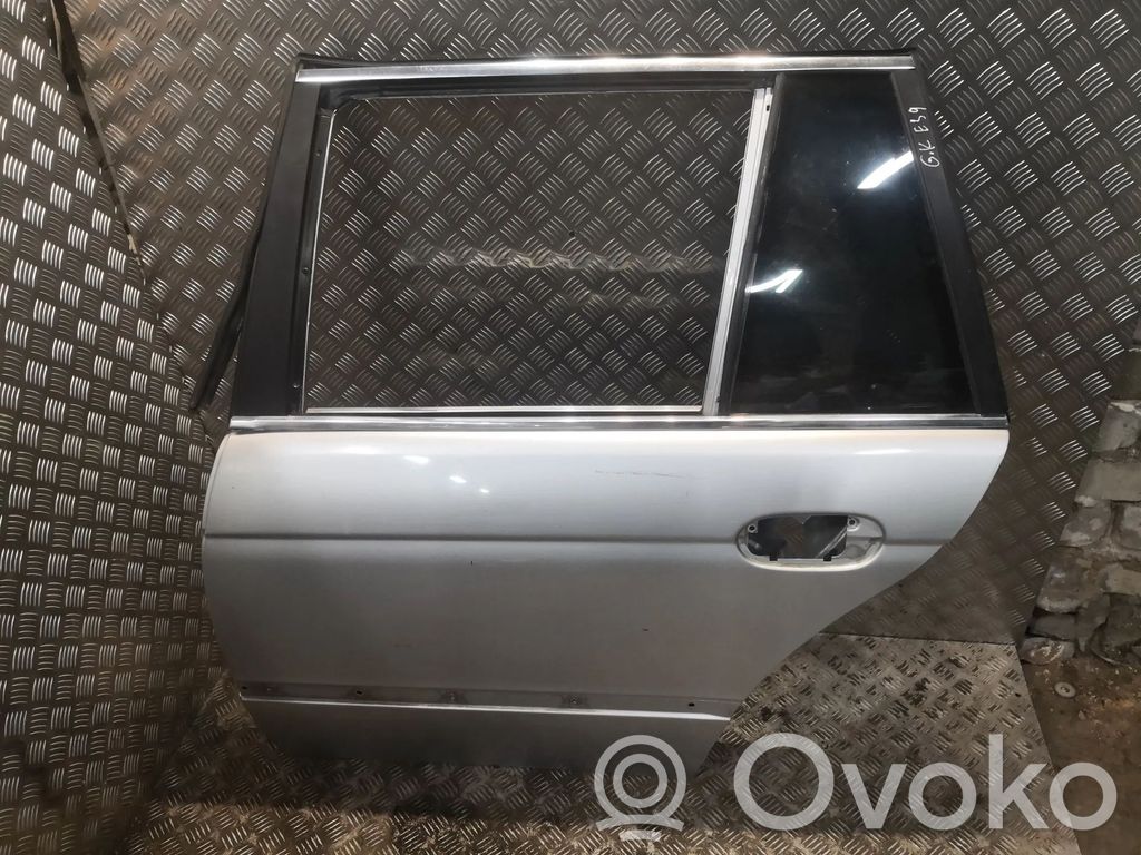 BMW 5 E39 Puerta trasera 