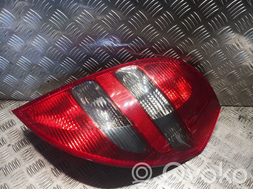 Mercedes-Benz A W169 Lampă spate în caroserie 