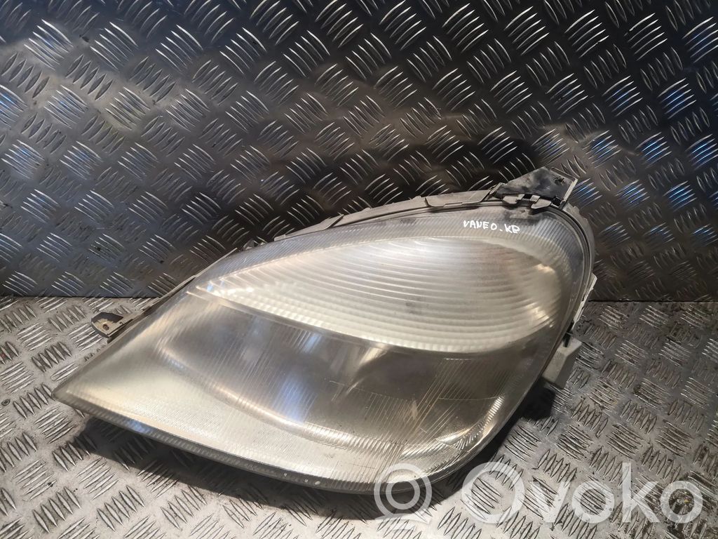 Mercedes-Benz Vaneo W414 Lampa przednia 