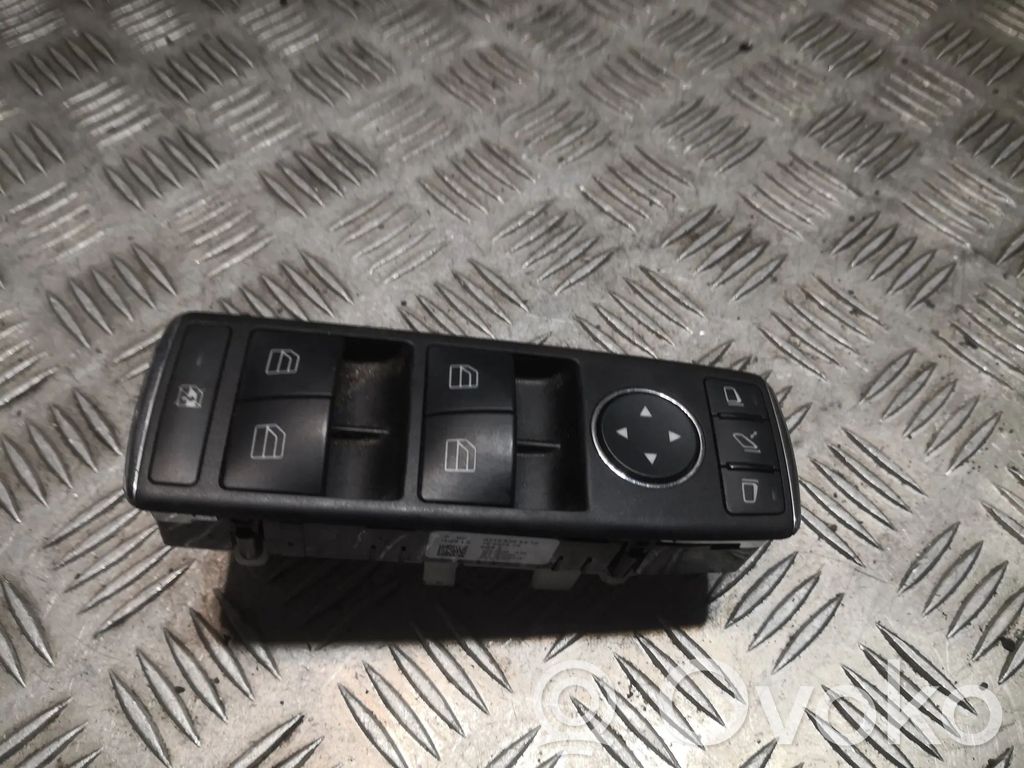 Mercedes-Benz E W212 Przyciski szyb 