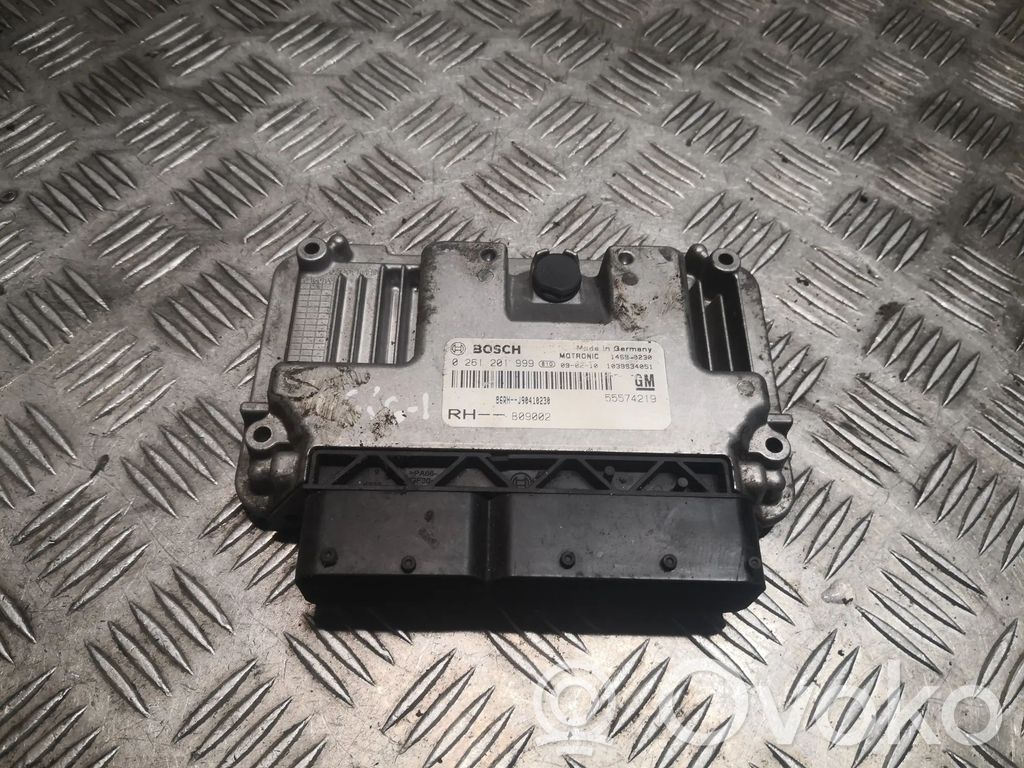 Opel Insignia A Engine control unit/module 