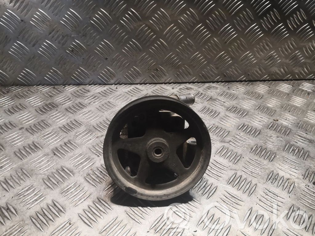 Jaguar X-Type Power steering pump 