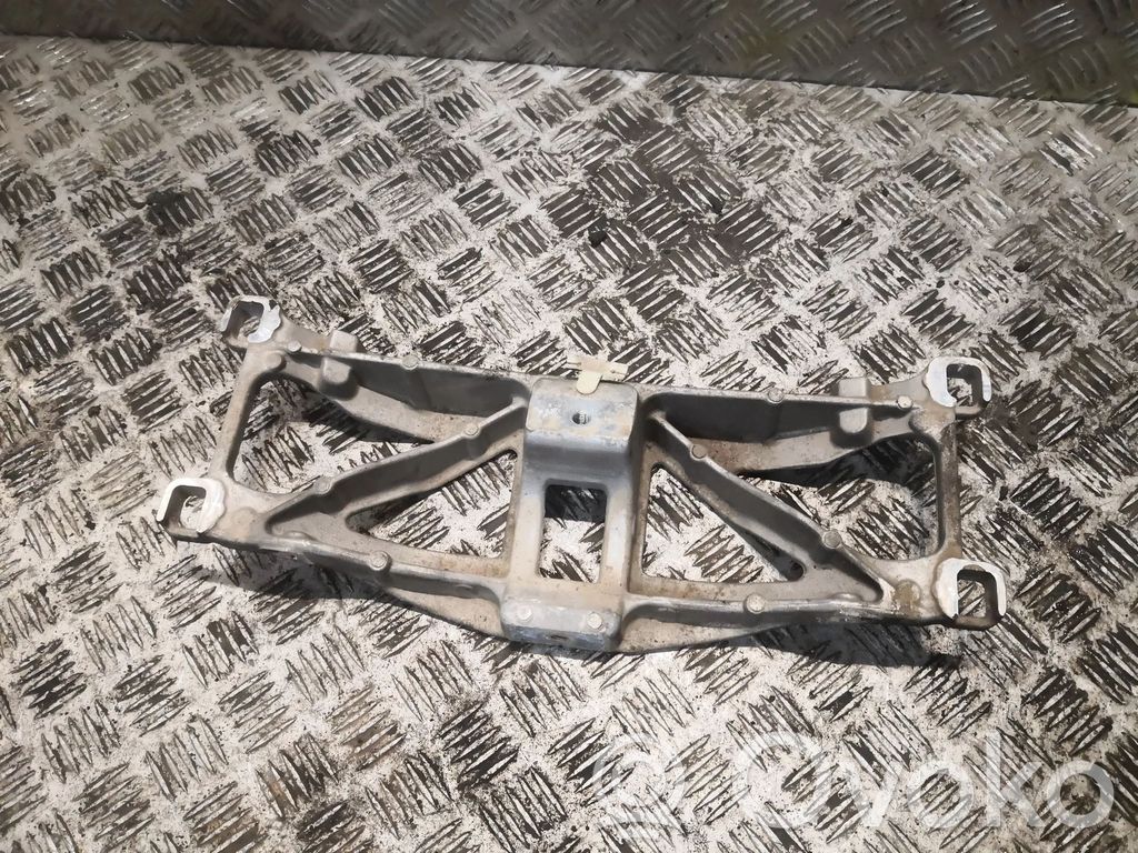 Jaguar XF X250 Gearbox mounting bracket 