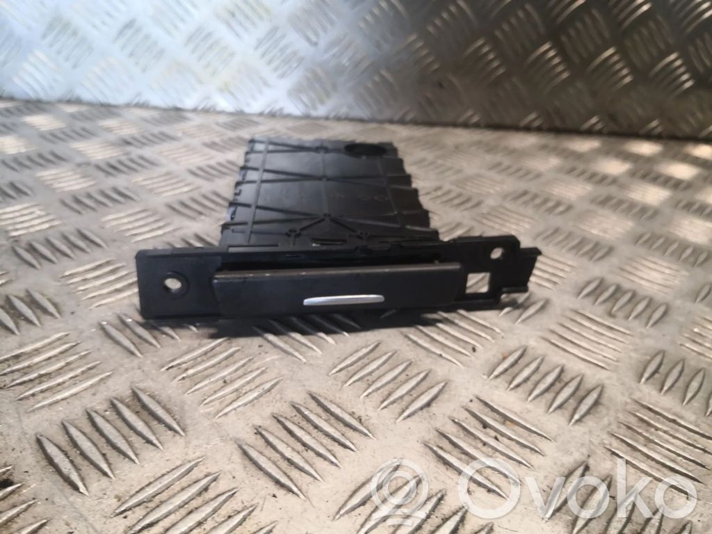 BMW 3 E92 E93 Cup holder 