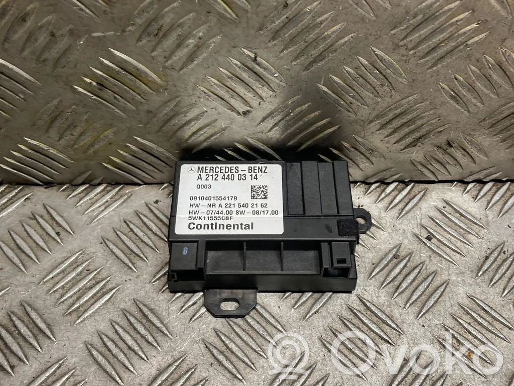 Mercedes-Benz E W212 Unité de commande / module de pompe à carburant 