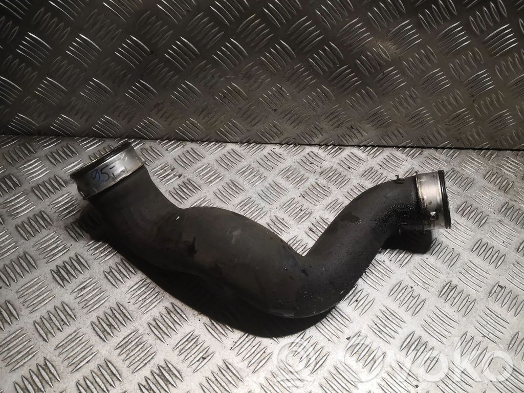 Mercedes-Benz E W211 Wąż / Rura intercoolera 