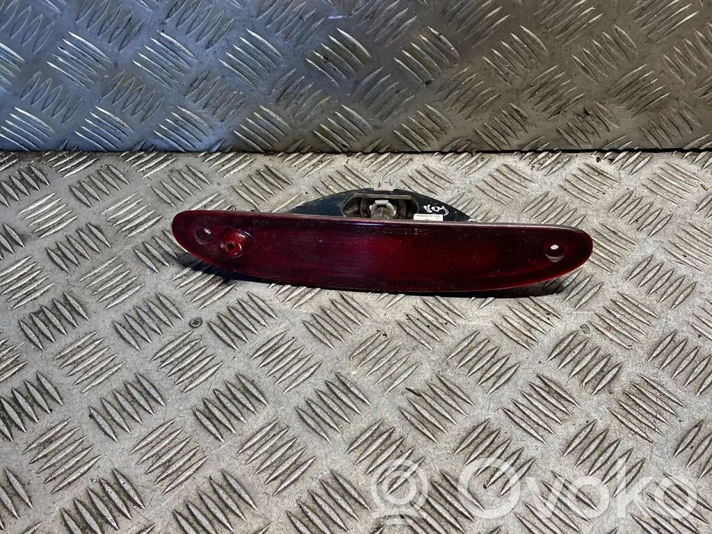Chrysler Voyager Third/center stoplight 