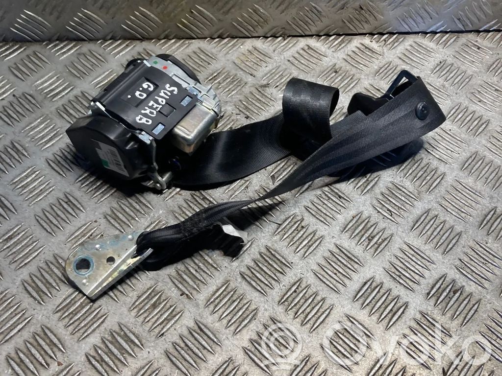 Skoda Superb B6 (3T) Cinturón trasero 