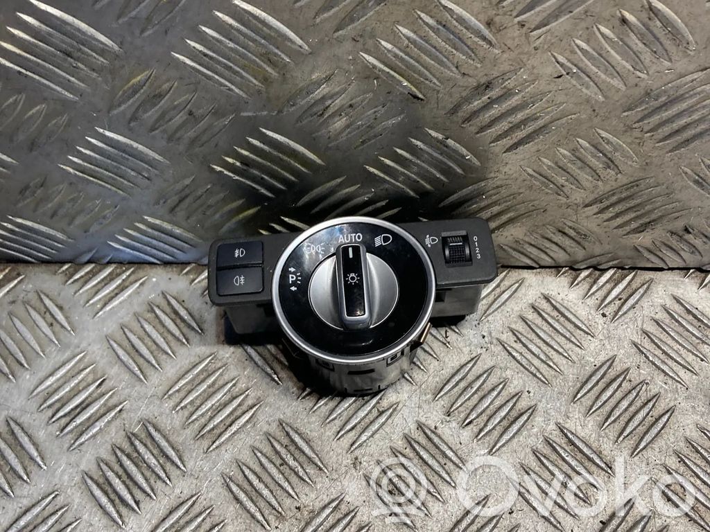 Mercedes-Benz C W204 Interruptor de luz 