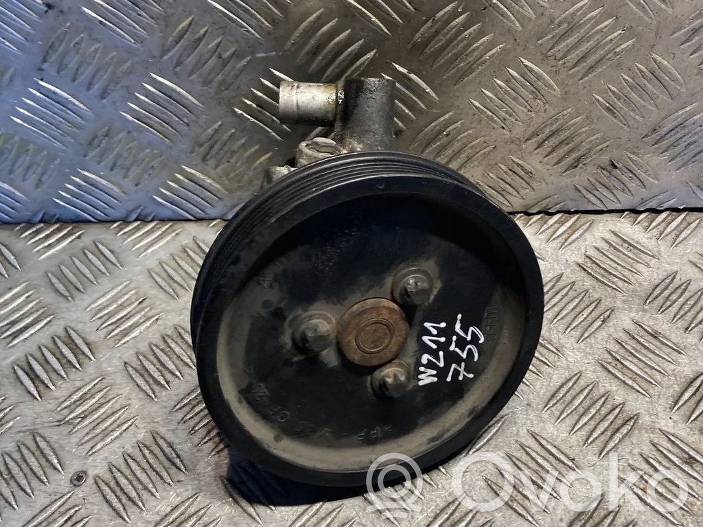 Mercedes-Benz E W211 Power steering pump 