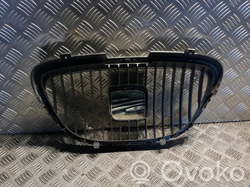 Seat Leon (1P) Kulmapaneelin paineventtiili 