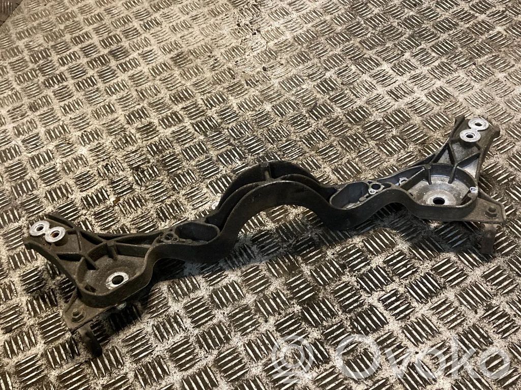 BMW X3 E83 Rear differential/diff mount bracket 