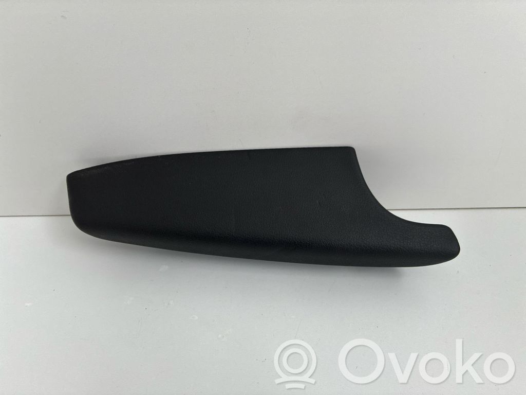 Klamka drzwi tylnych   8K0867373