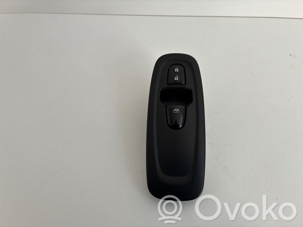 Renault Kadjar Electric window control switch 