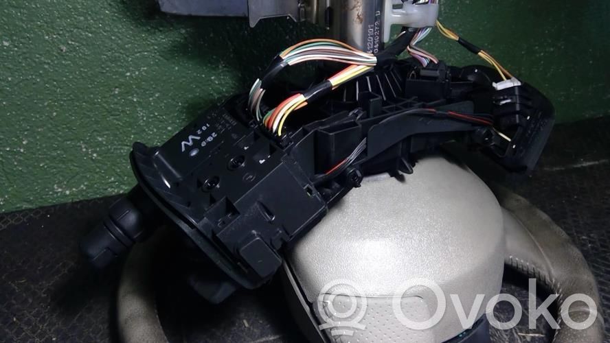 Mitsubishi Endeavor Bloc semnalizator și ștergător parbriz
