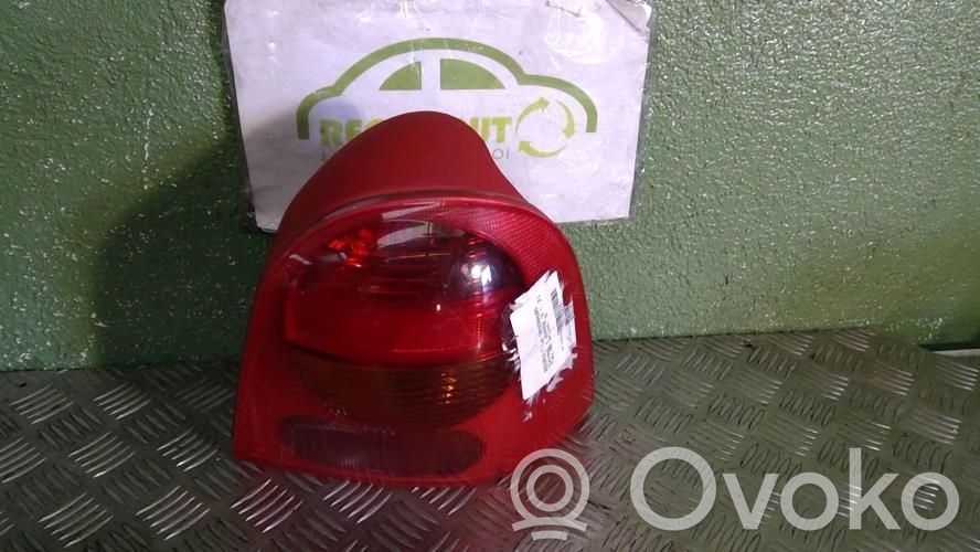 Renault Twingo I Lampă spate în caroserie 