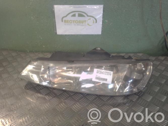 Peugeot 406 Faro/fanale