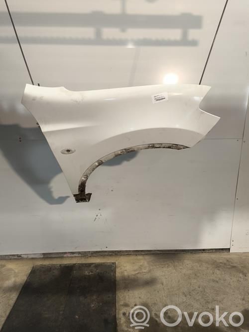 Nissan Qashqai Błotnik przedni