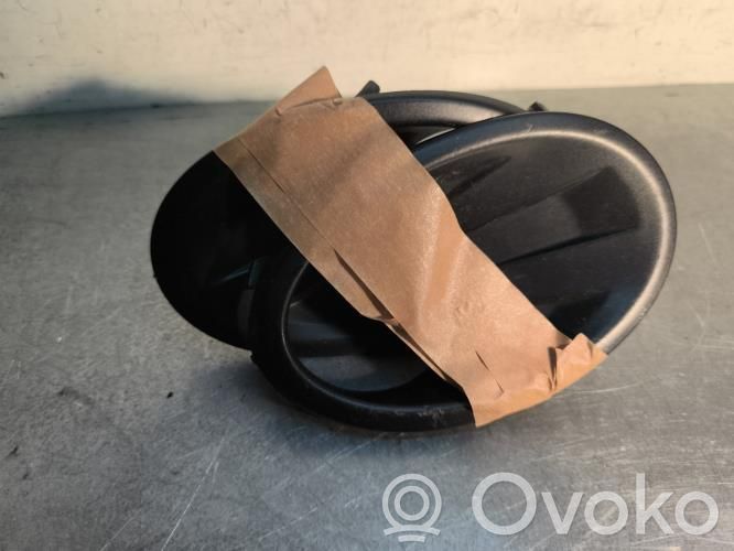 Nissan Qashqai Etusumuvalon ritilä