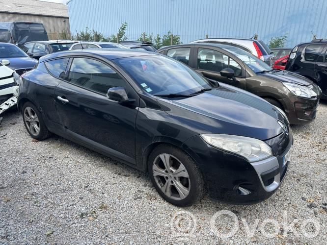 Renault Megane III Phare frontale