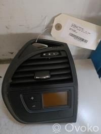 Citroen C4 I Picasso Kojelaudan sivutuuletussuuttimen kehys 