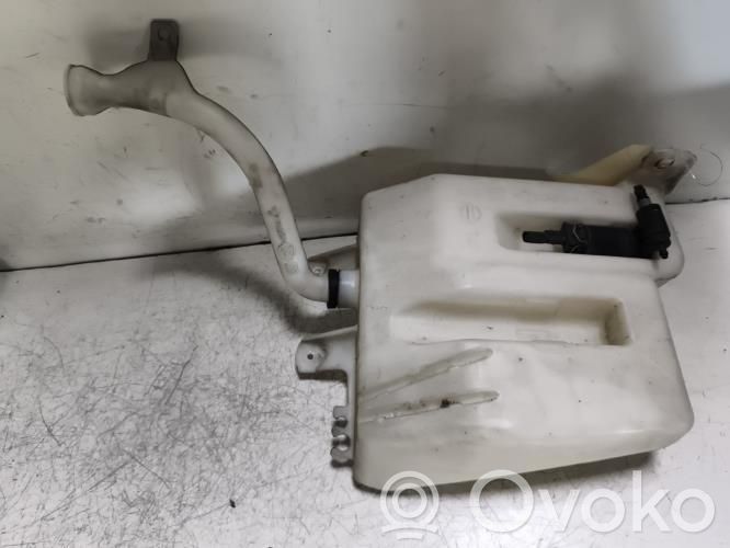 Nissan Note (E11) Réservoir de liquide lave-glace