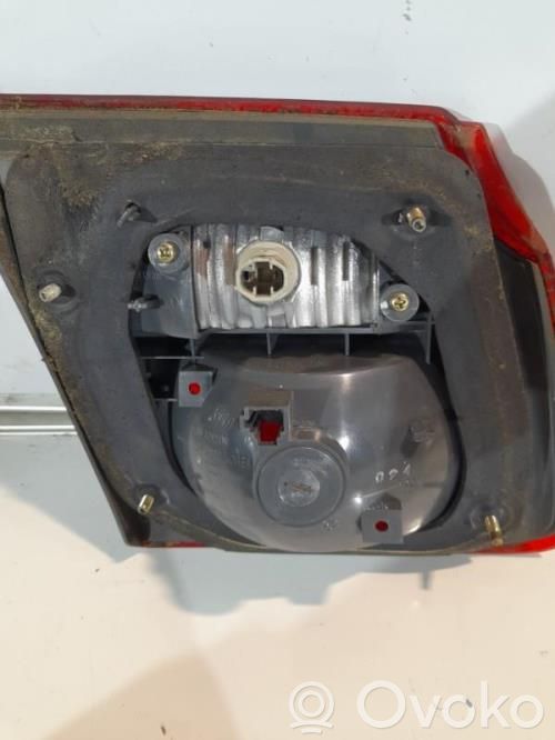Mazda 626 Lampy tylnej klapy bagażnika 
