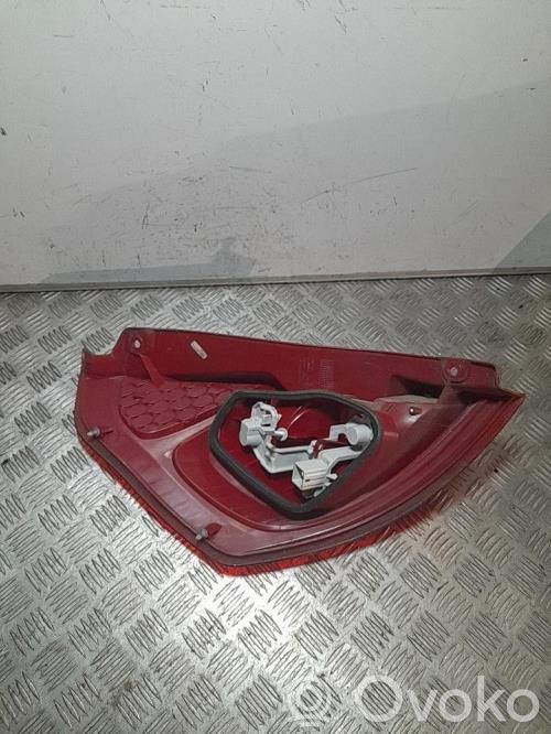 Ford Fiesta Lampa tylna 