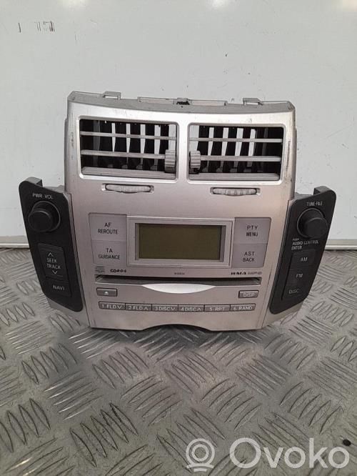 Toyota Yaris Unità principale autoradio/CD/DVD/GPS